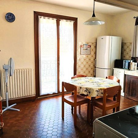 Spacieux Appartement Proche Centre Et Piscine Condom Dış mekan fotoğraf