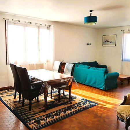 Spacieux Appartement Proche Centre Et Piscine Condom Dış mekan fotoğraf