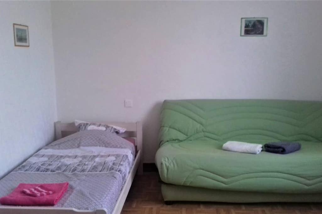 Spacieux Appartement Proche Centre Et Piscine Condom Dış mekan fotoğraf