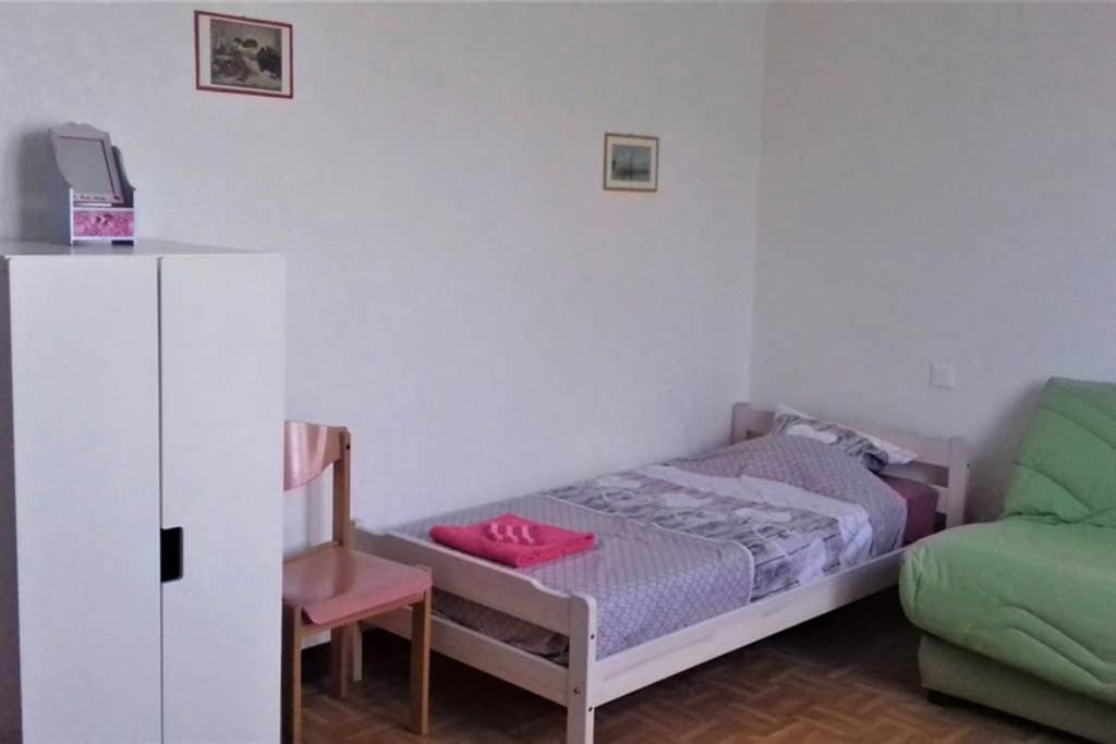 Spacieux Appartement Proche Centre Et Piscine Condom Dış mekan fotoğraf