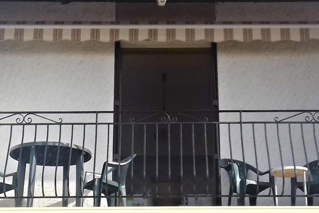 Spacieux Appartement Proche Centre Et Piscine Condom Dış mekan fotoğraf
