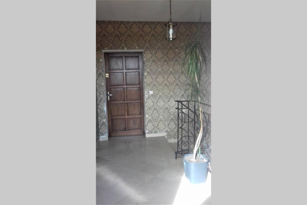 Spacieux Appartement Proche Centre Et Piscine Condom Dış mekan fotoğraf